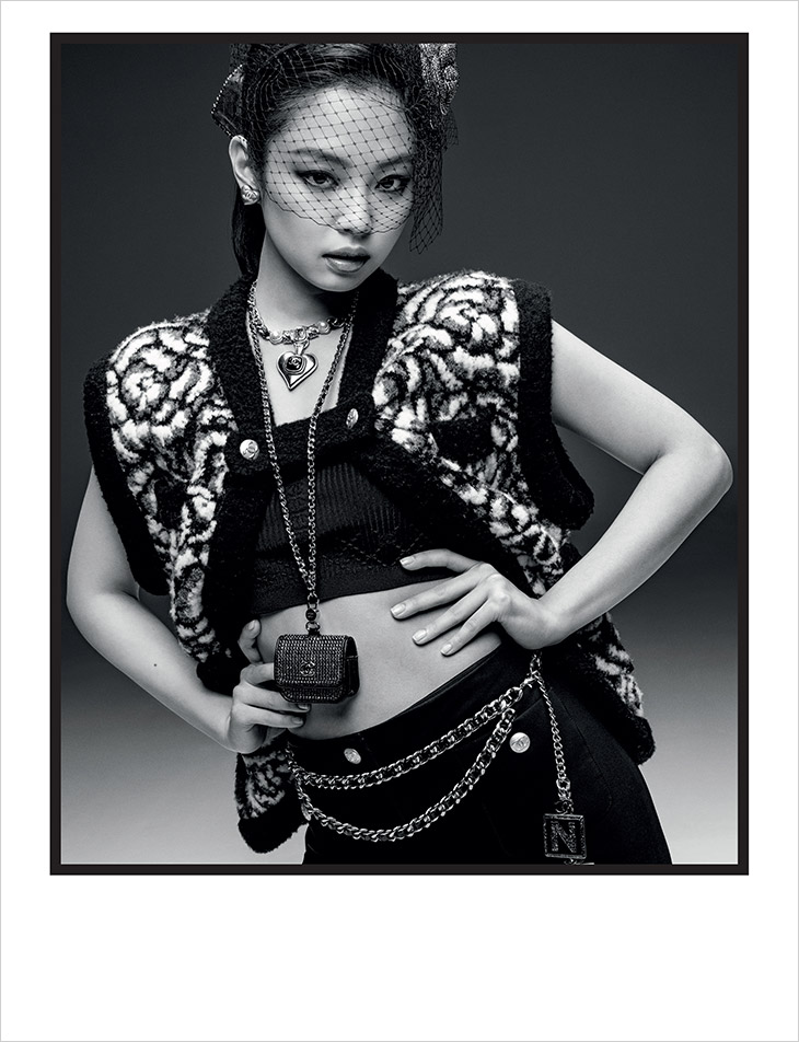 BLACKPINK'S JENNIE Models CHANEL COCO NEIGE 2021 Collection