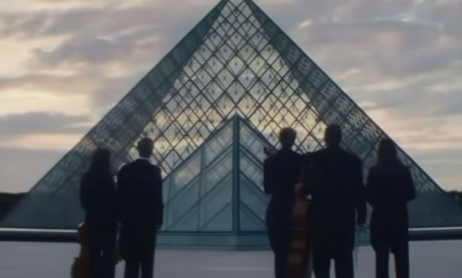 Watch LOUIS VUITTON Spring Summer 2022 Show Live on DSCENE