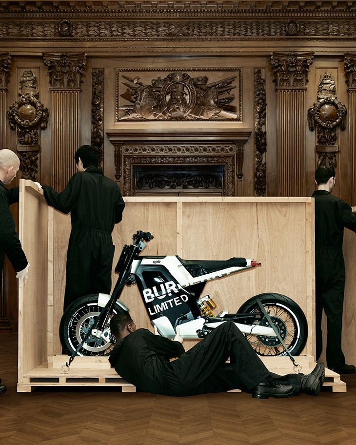 Dempsey Dwelling meget Discover BURBERRY and DAB MOTORS Collaboration