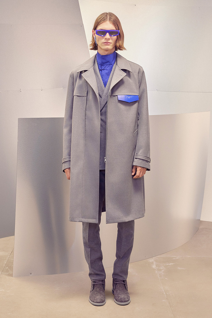 Louis Vuitton on X: Paris, an enduring blue-print for male sartorial  elegance #LVFW16 Men's Show by @mrkimjones  / X