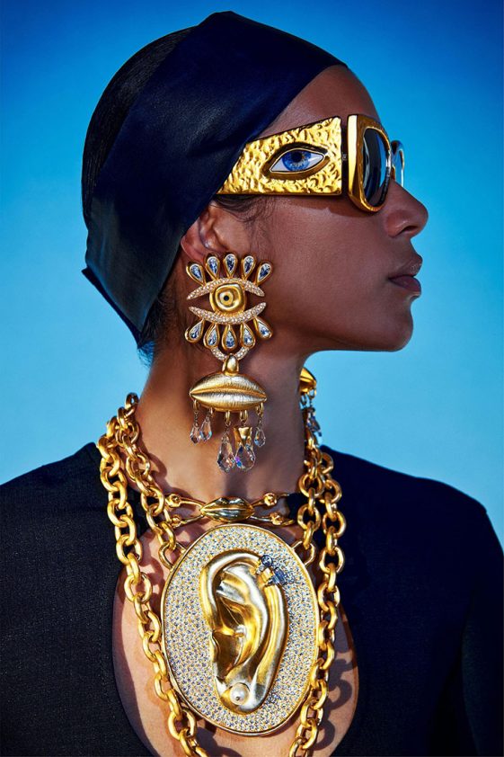 A Closer Look At Schiaparelli SS22 Jewellery Accessories a-closer-look-at-schiaparelli-ss22-jewellery-accessories