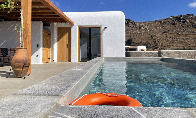 JOIE DE VIVRE: Nomad Mykonos