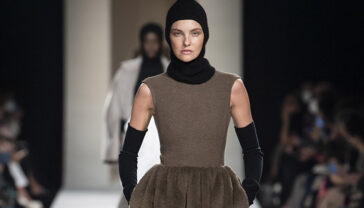 MFW: MAX MARA Fall Winter 2022.23 Womenswear Collection