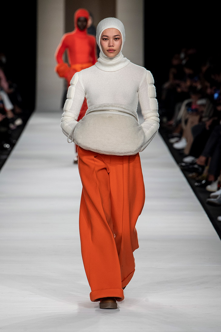MAX MARA