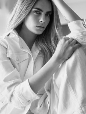 Cara Delevingne Models 7 For All Mankind Spring Summer 2022 Looks