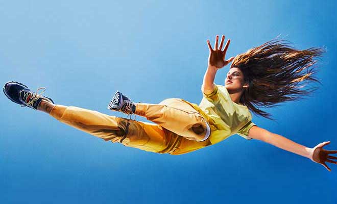 Discover LOEWE x ON Limited Edition Capsule Collection