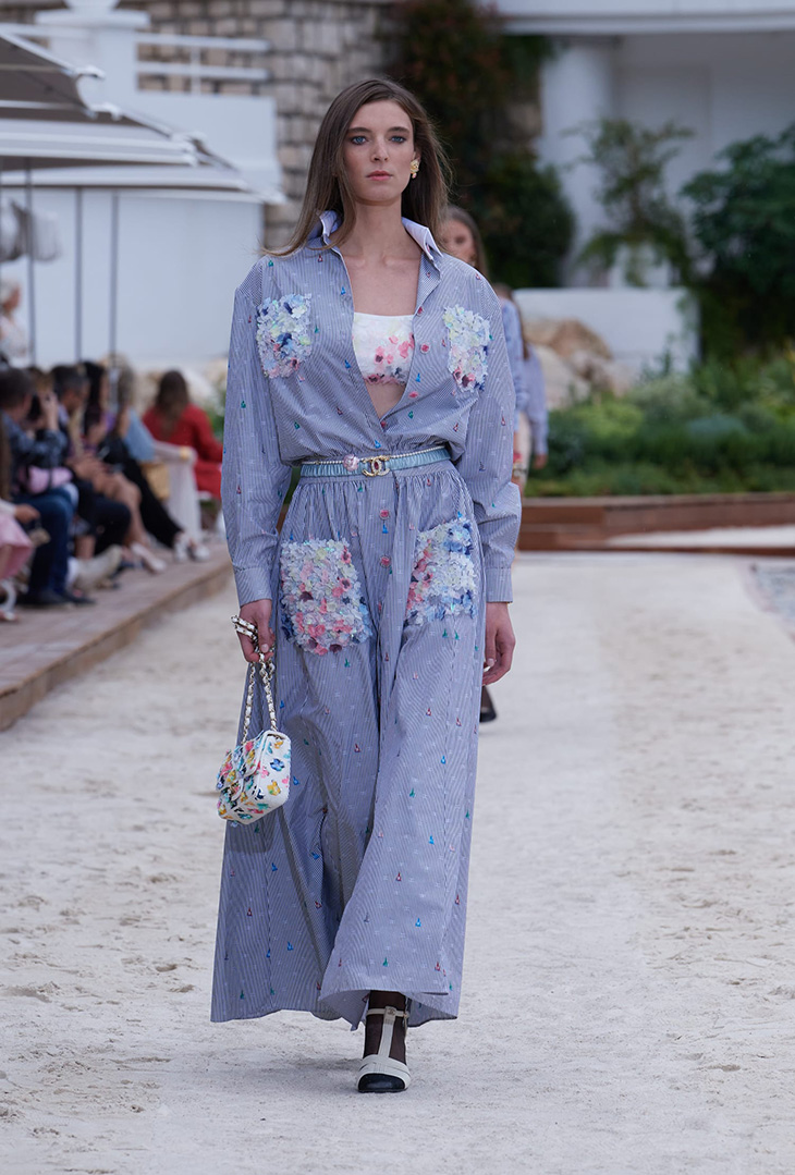 Chanel Cruise 2022-23 Collection See All The Looks