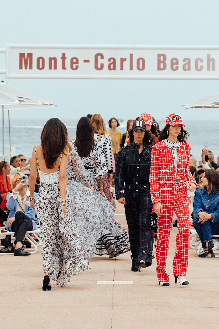 Chanel Cruise 2022-23 Collection See All The Looks