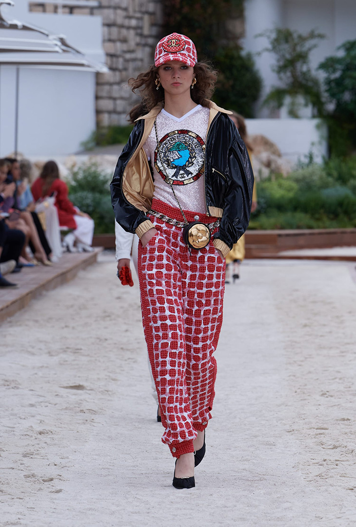 Chanel Cruise 2022-23 Collection See All The Looks