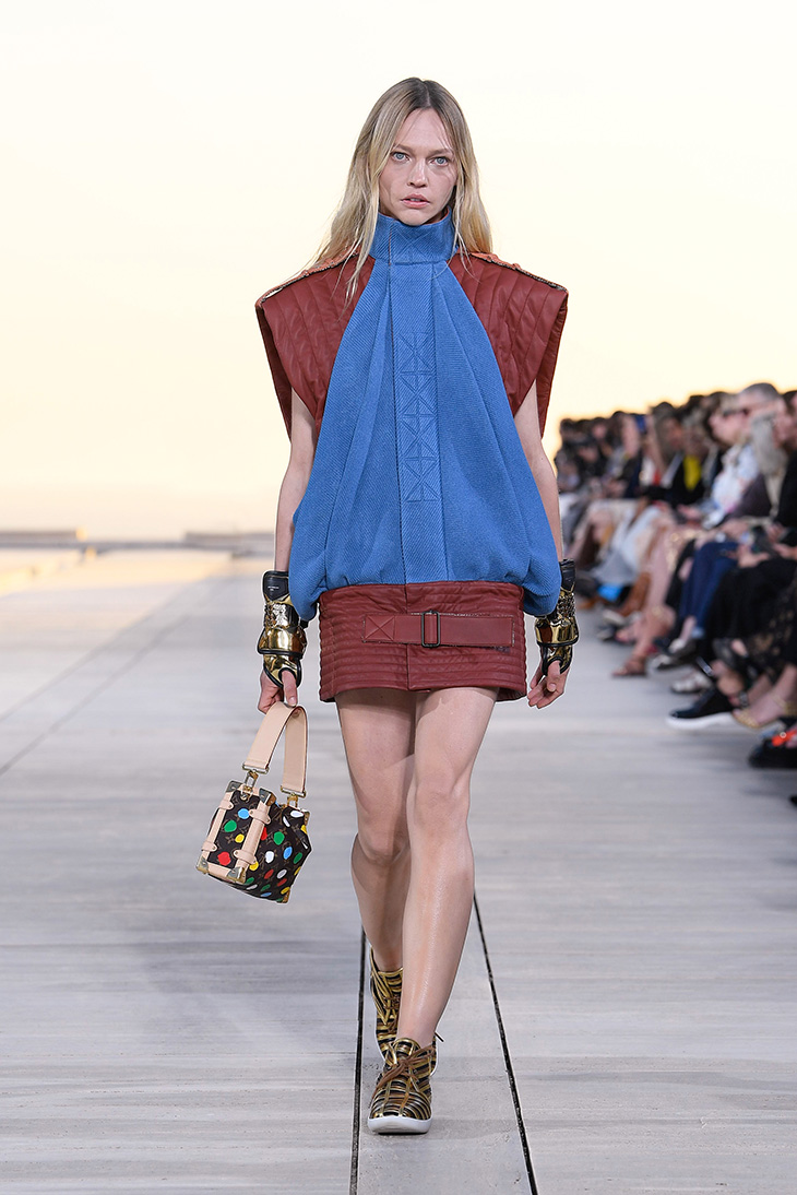 sasha pivovarova louis vuitton