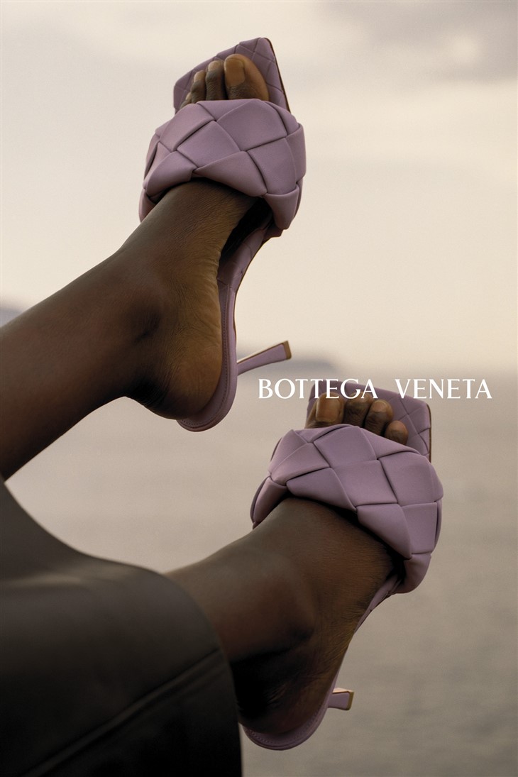 Bottega Veneta pop-up store, China / peopleofdesign