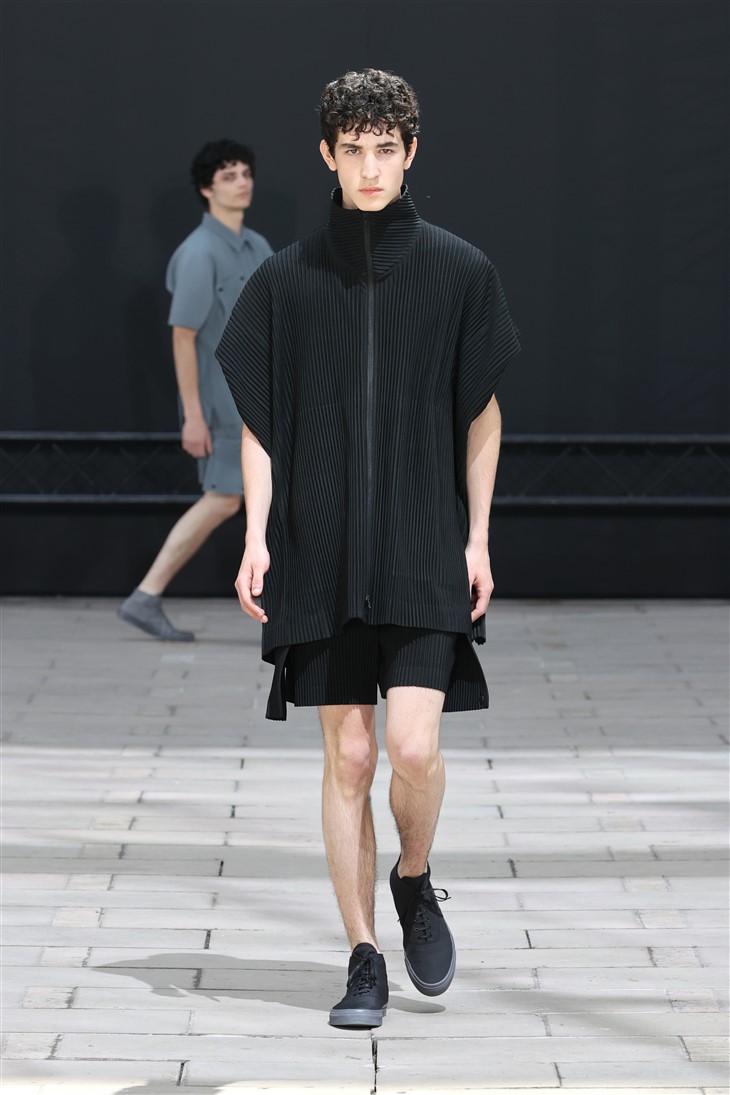 PFW: HOMME PLISSÉ ISSEY MIYAKE Spring Summer 2023 Collection