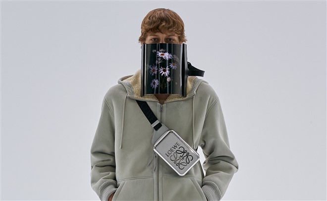 PFW: LOEWE Spring Summer 2023 Menswear Collection