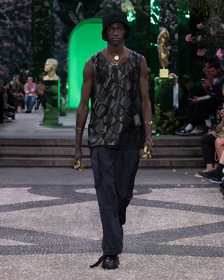 MFW: VERSACE MEN'S Spring Summer 2023 Collection