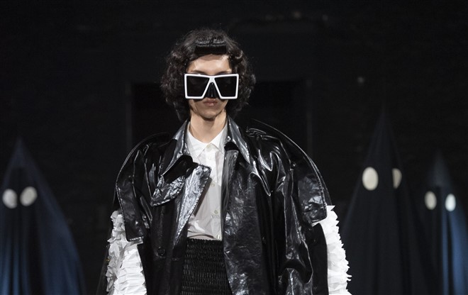 PFW: WALTER VAN BEIRENDONCK Spring Summer 2023 Menswear Collection