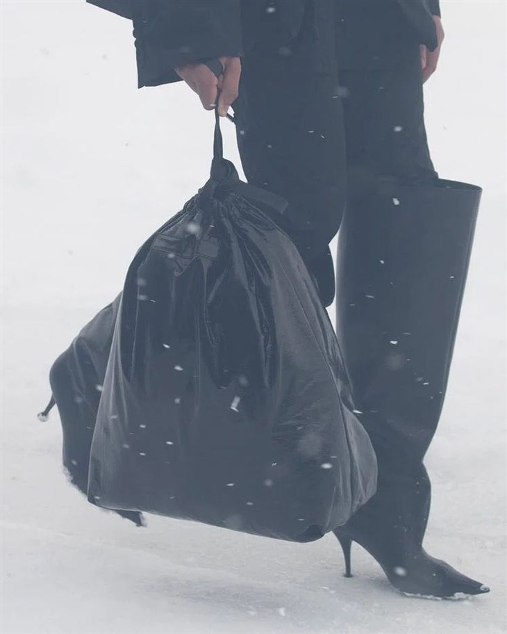 High trashion! Balenciaga's £1,500 bin bag