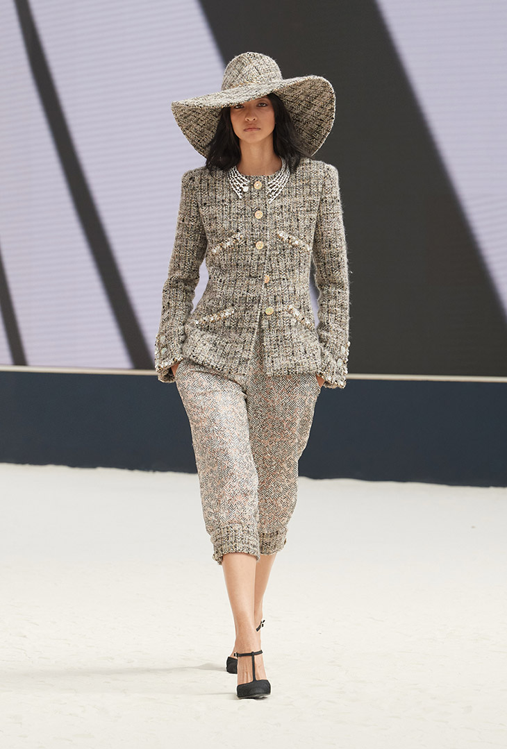 Chanel couture makes a subdued ode to Parisian elegance in fall-winter  collection – News-Herald