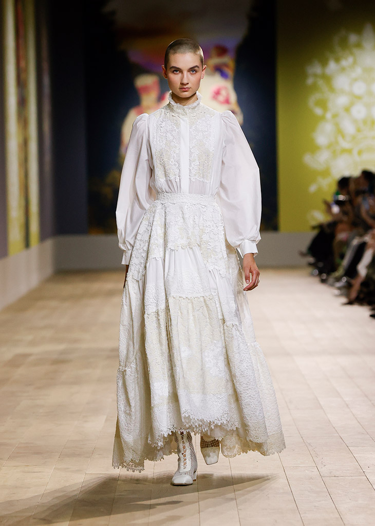 DIOR