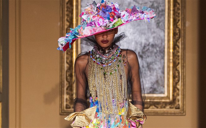 RONALD VAN DER KEMP Fall Winter 2022 Haute Couture Collection