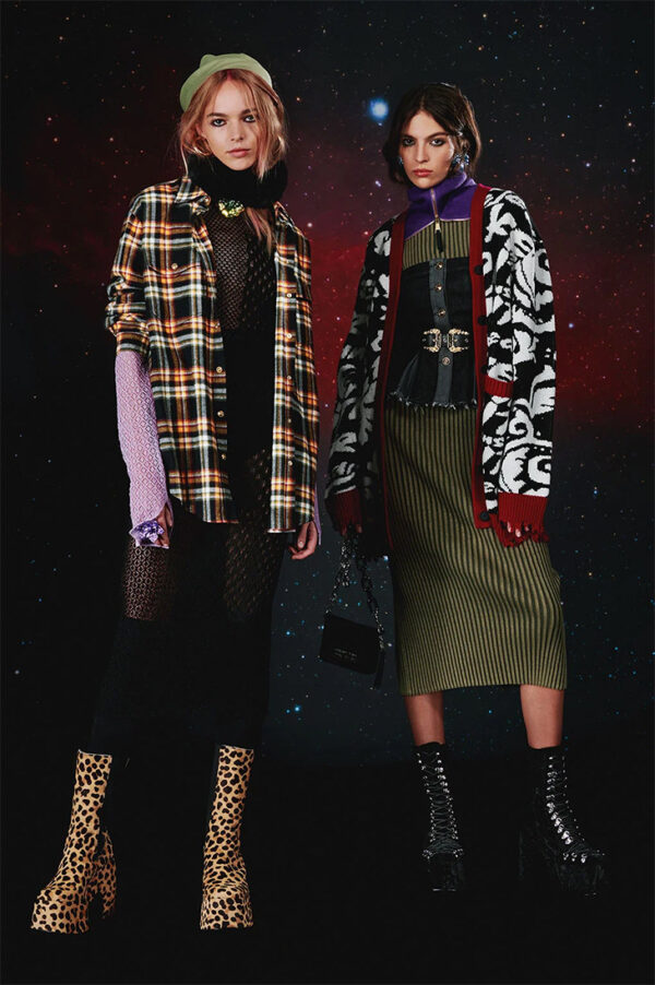 Discover VERSACE JEANS COUTURE Fall Winter 2022 Collection