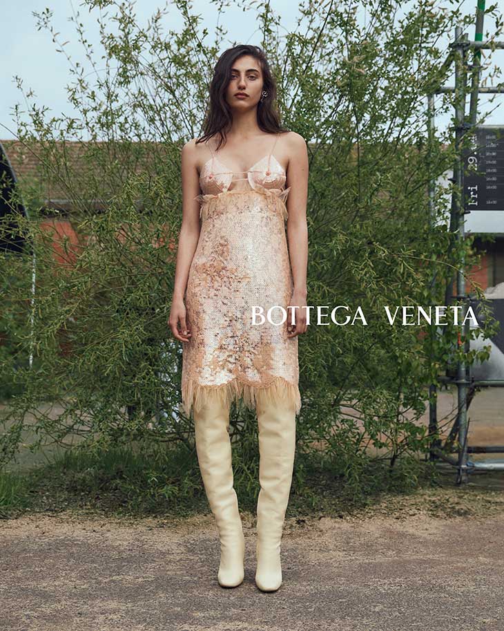 Bottega Veneta debuts the new winter campaign by Matthieu Blazy