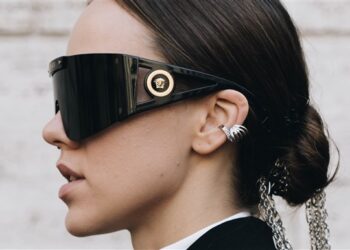 Milan Fashion Week Street Style – Best Moments from DAY 2