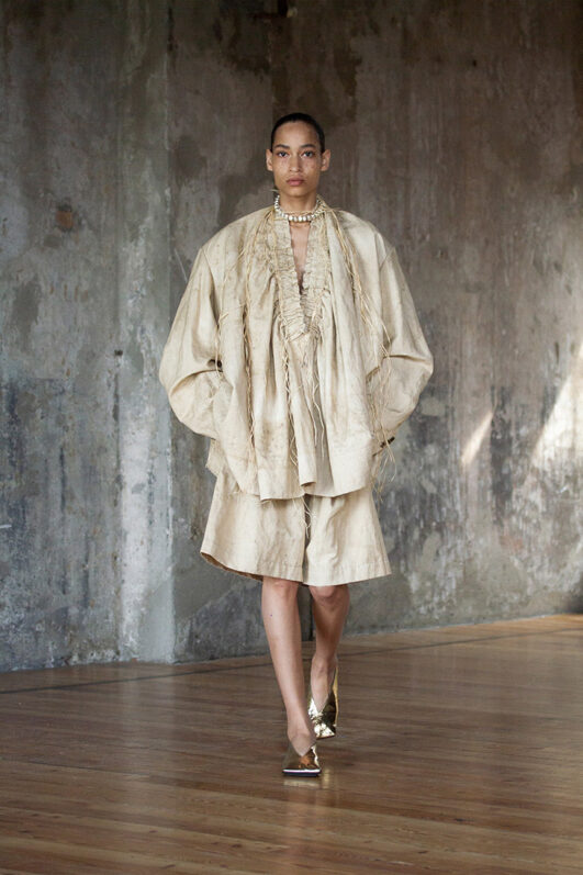 PFW: UMA WANG Spring Summer 2023 Womenswear Collection