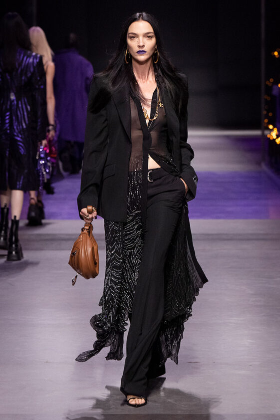 MFW: VERSACE Spring Summer 2023 Womenswear Collection