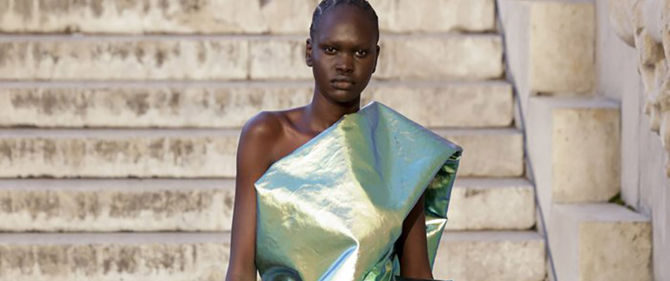 PFW: RICK OWENS Spring Summer 2023 Womenswear Collection