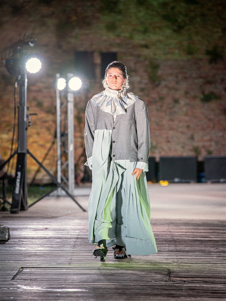 Discover SIMON CRACKER Poor Couture Spring Summer 2023 Collection - DSCENE