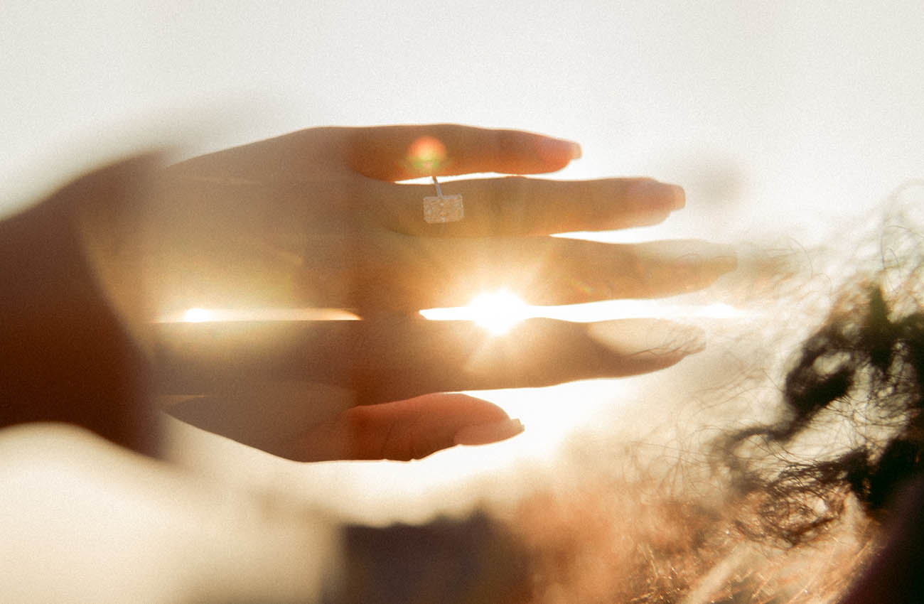 How to Design a Custom Engagement Ring in 5 Steps