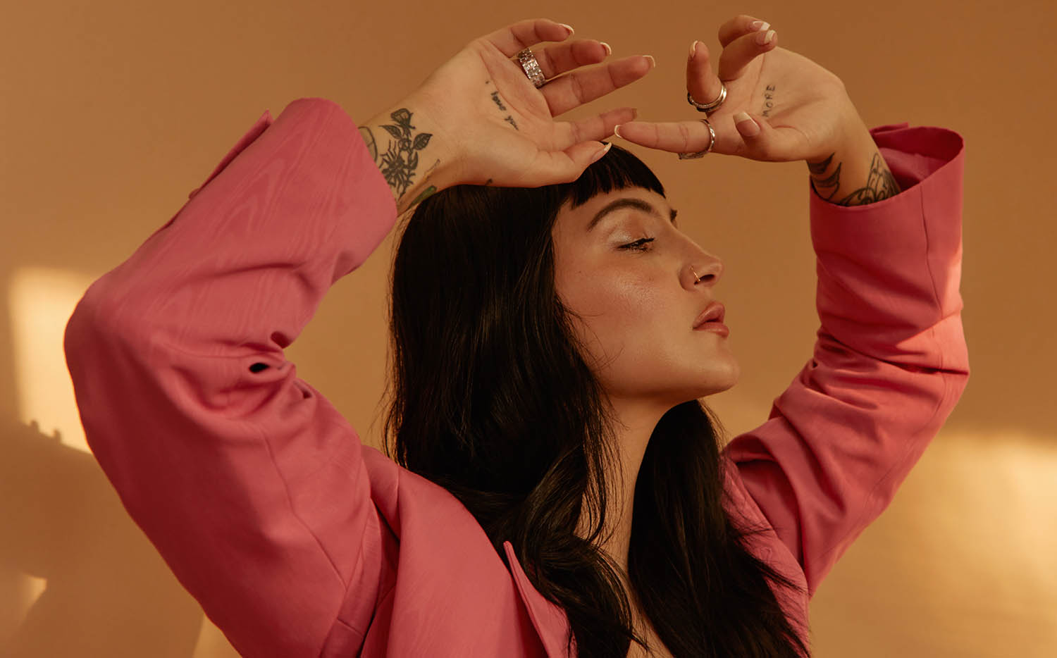 DSCENE Exclusive Interview with Singer and Songwriter JULIA MICHAELS