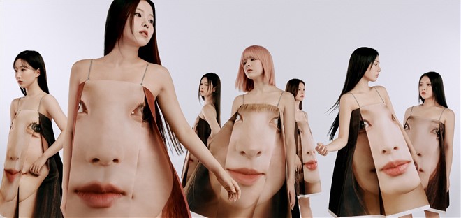 NMIXX for LOEWE Spring Summer 2023 Precollection