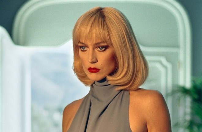 Discover ZARA Fall Winter 2022 Cruise Collection