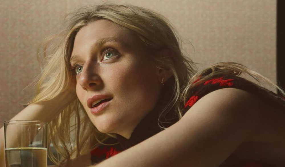 Elizabeth Debicki is the Cover Star of VOGUE Australia December 2022 Issue