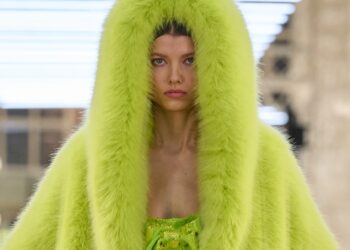 ALEXANDRE VAUTHIER Spring Summer 2023 Haute Couture Collection