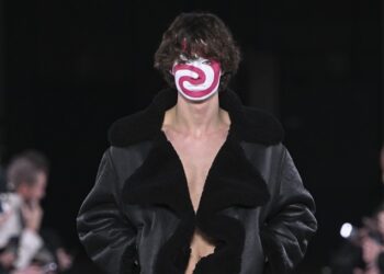MFW: JW ANDERSON Men’s FW23.24 and Women’s Pre-Fall 2023 Collection