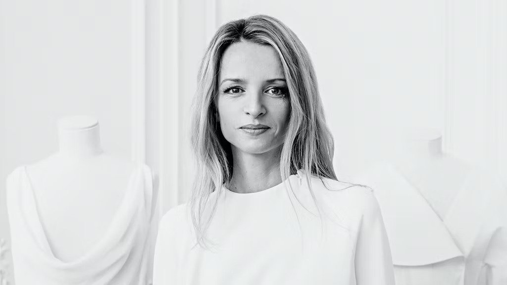 LVMH chairman's daughter Delphine Arnault named CEO of Christian Dior  Couture - Bizwomen