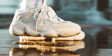 5 Ways To Wear Sneakers This 2023