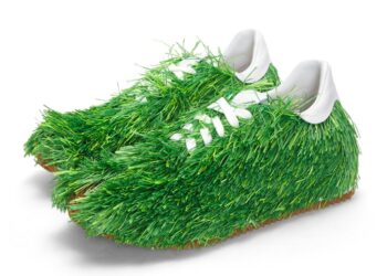 Grass is Always Greener on LOEWE Side