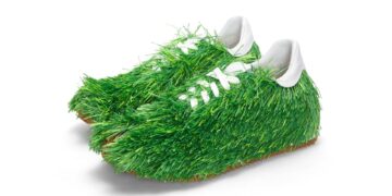 Grass is Always Greener on LOEWE Side