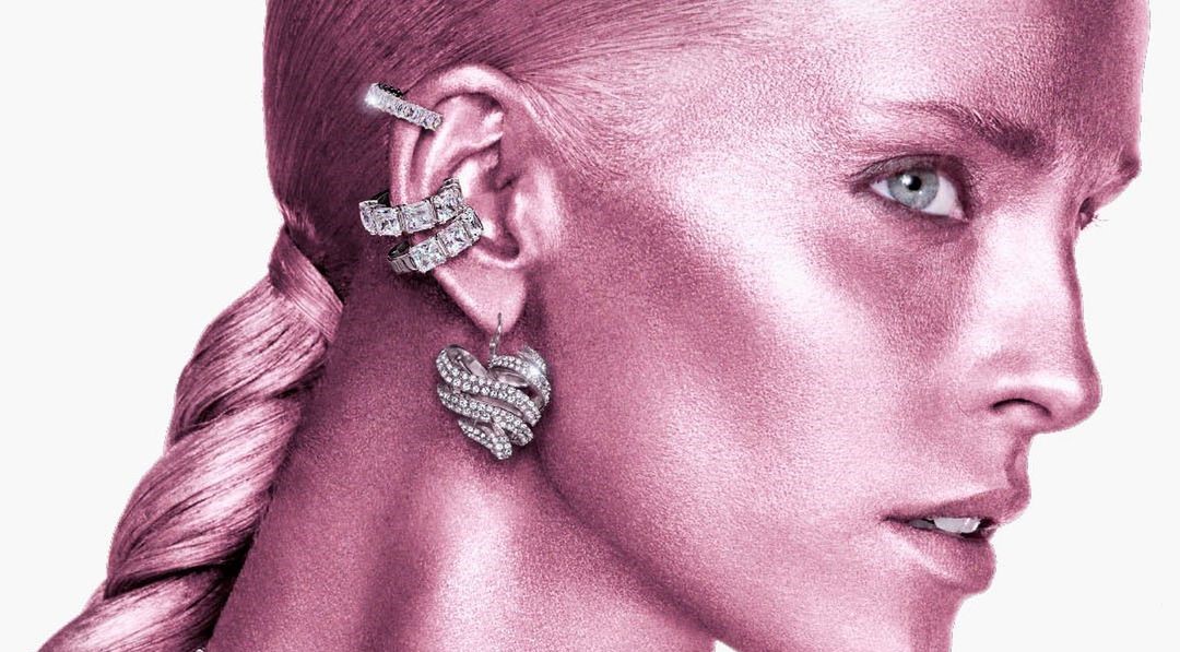 Shop SWAROVSKI 2023 SS Earrings by ロバート・フォード | BUYMA