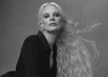 Kristen McMenamy, Dylan O’Brien & More Star in AMI Paris SS23 Campaign