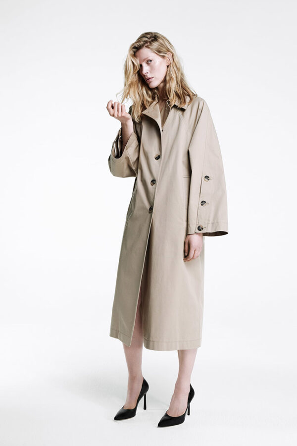 Iselin Steiro Models ZARA Spring Summer 2023 Trench Collection