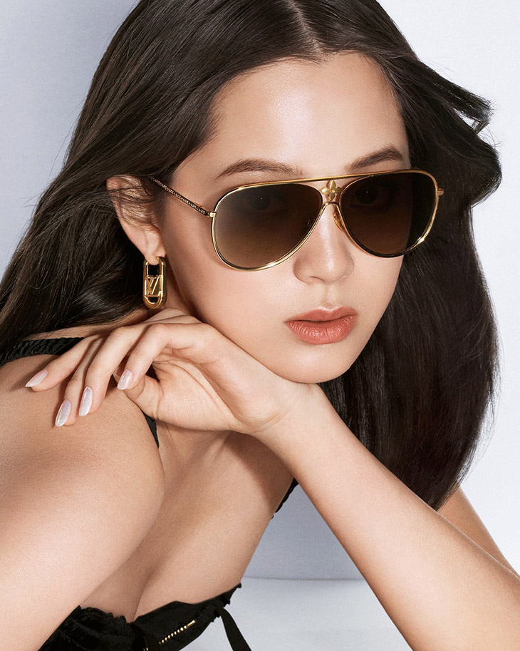 Bella Hadid in Louis Vuitton 2023 Sunglasses