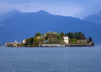 Louis Vuitton Cruise 2024 Collection Will Take Place at Isola Bella