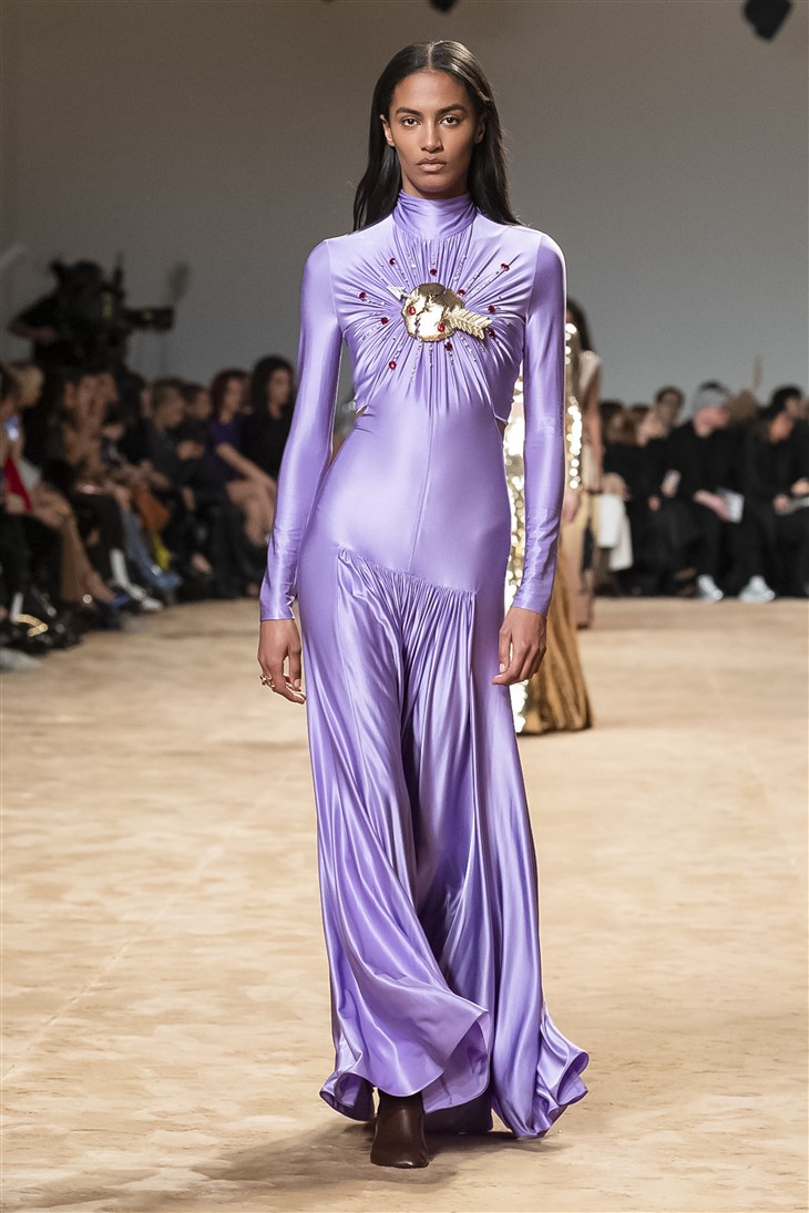 PFW: PACO RABANNE Fall Winter 2023.24 Collection - DSCENE
