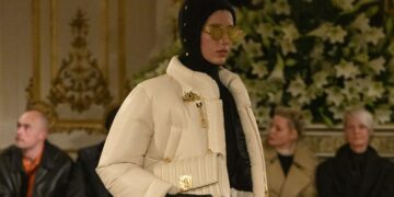 PFW: SCHIAPARELLI Fall Winter 2023 Collection