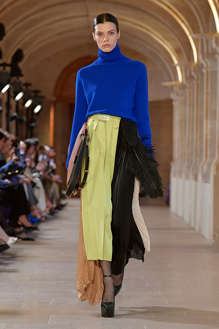 PFW: VICTORIA BECKHAM Fall Winter 2023 Collection