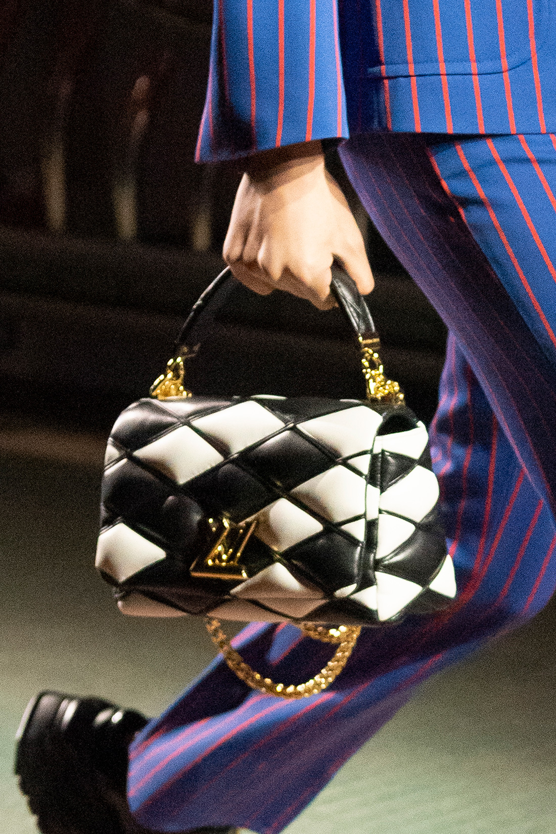 On The Runway: A Louis Vuitton Pre-Fall Bag — Keep it Chic